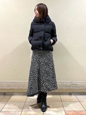 「index」｜「アイテム（ダウンジャケット/コート）」を使った、index スタッフさん（レディース・157cm）の秋コーディネート