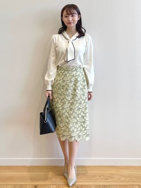 「アイテム（パンプス、グリーン系）」を使った、index スタッフさん（レディース・158cm）の冬コーディネート