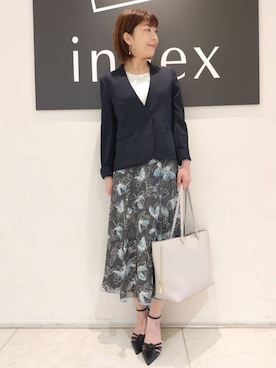 「index（インデックス）のアイテム（ノーカラージャケット）」を使った、index スタッフさん（レディース・162cm）の夏コーディネート
