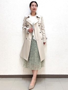 「インデックス」｜「アイテム（トレンチコート）」を使った、index スタッフさん（レディース・160cm）の春コーディネート