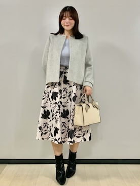 「アイテム（ノーカラーコート）」を使った、index スタッフさん（レディース・163cm）の秋コーディネート