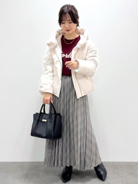 「アイテム（ダウンジャケット/コート、ベージュ系）」を使った、index スタッフさん（レディース・148cm）の秋コーディネート