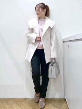 「アイテム（チェスターコート）」を使った、index スタッフさん（レディース・156cm）の冬コーディネート