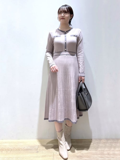 セール】バイカラードッキング風ニットワンピース【洗濯機OK/抗ピル
