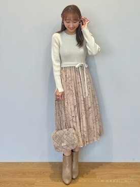 「index」｜「アイテム（アクセサリー）」を使った、index スタッフさん（レディース・157cm）の冬コーディネート