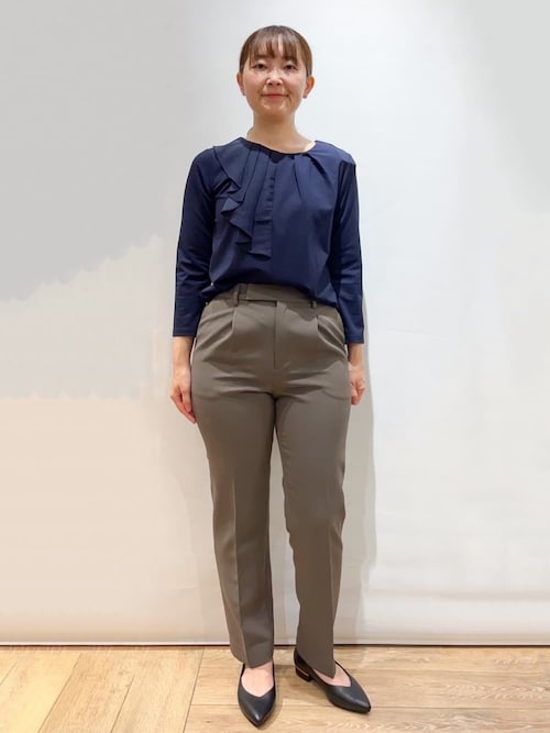 セール】ストレッチポンチアシメフリルトップス【洗濯機可】（T