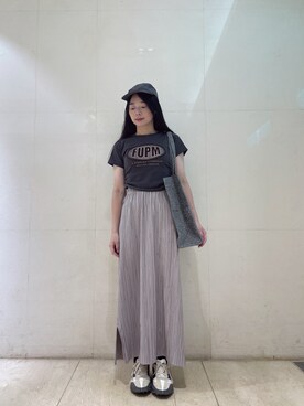 林怡辰さんのコーディネート