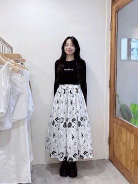 「ScoLar（スカラー）のアイテム」を使った、林怡辰さん（レディース・161cm）の秋コーディネート