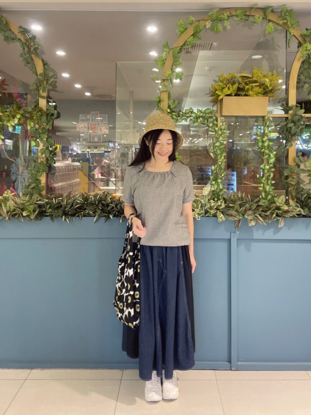 「niko and...のアイテム（サンバイザー、ベージュ系）」を使った、林怡辰さん（レディース・161cm）の夏コーディネートの1枚目の写真
