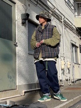 「Eddie Bauer（エディーバウアー）のアイテム（ダウンベスト）」を使った、クロ🐑さん（メンズ・168cm）の冬コーディネート