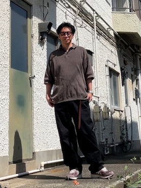 「GAP（ギャップ）のGapflex バギーフィット モダンカーキパンツ（チノパンツ、ブラック系）」を使った、クロ🐑さん（メンズ・168cm）の夏コーディネート