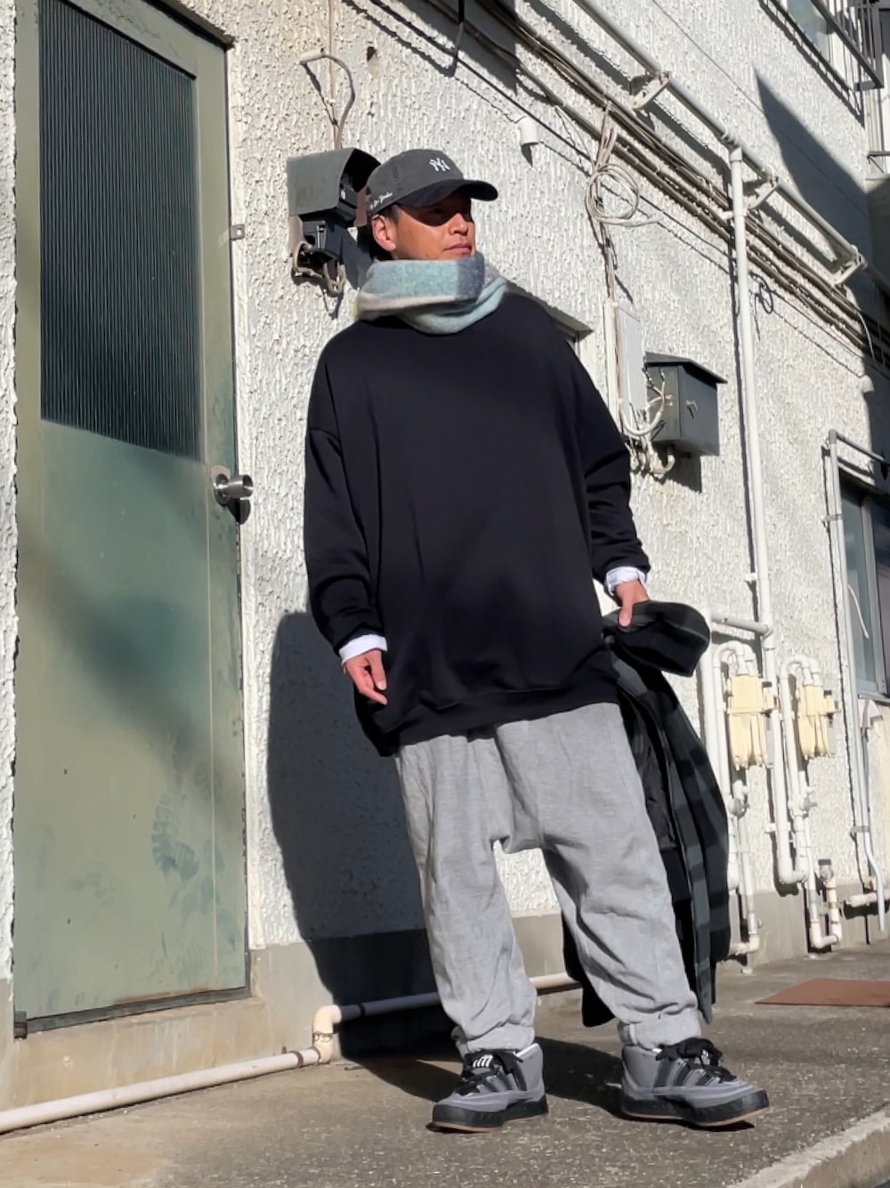 クロ🐑｜adidasのスニーカーを使ったコーディネート - WEAR