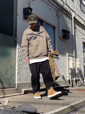 「Reebok（リーボック）のアイテム（ブルゾン）」を使った、クロ🐑さん（メンズ・168cm）の冬コーディネート