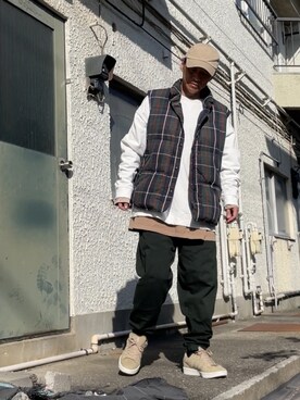 「Eddie Bauer（エディーバウアー）のアイテム（ダウンベスト）」を使った、クロ🐑さん（メンズ・168cm）の冬コーディネート
