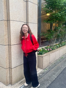 「アイテム（ブルゾン、レッド系）」を使った、りっぴーさん（レディース・154cm）の秋コーディネート