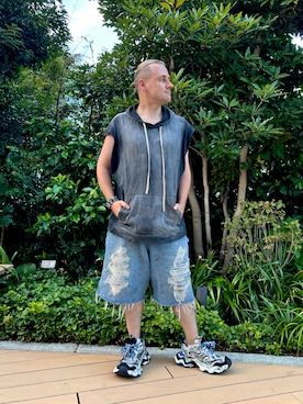 「アイテム（ブレスレット）」を使った、塔弁さん（メンズ・172cm）の秋コーディネート