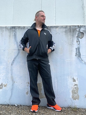 「アイテム（セットアップ）」を使った、塔弁さん（メンズ・172cm）の秋コーディネート