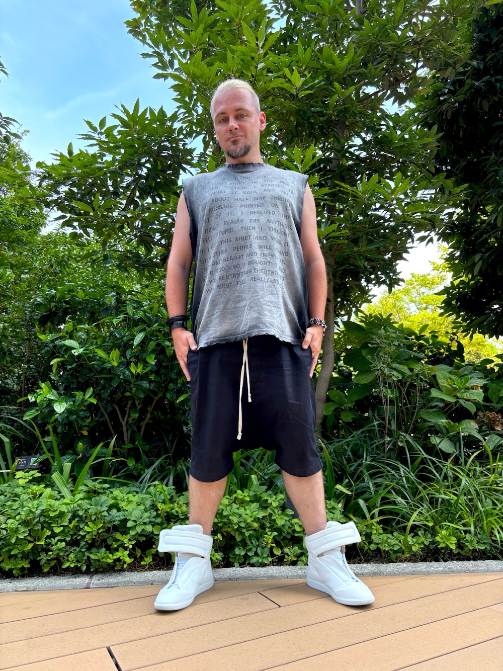 Rick Owens パンツ 44 Rick Owensのパンツを使った人気ファッションコーディネート（年齢：40