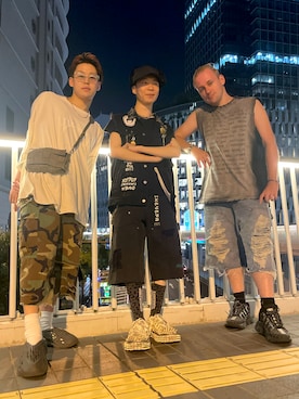 「DANKE SCHON（ダンケシェーン）のDankeSchon/ダンケシェーン/PIGMENT SPRAY NOSLEEVES WORD（Tシャツ/カットソー）」を使った、塔弁さん（メンズ・172cm・30代）の夏コーディネート