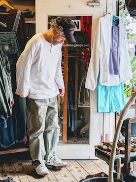 「Dickies（ディッキーズ）のアイテム（パンツ）」を使った、ataco garageさん（メンズ・173cm）の春コーディネート