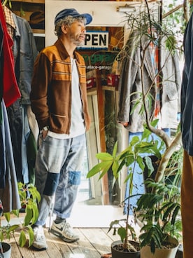 「アイテム（カーディガン/ボレロ）」を使った、ataco garageさん（メンズ・173cm・40代）の秋コーディネート