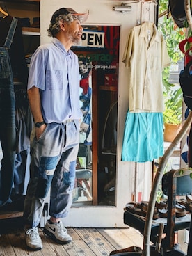 「--（--）のアイテム（Shirts、パープル系）」を使った、ataco garageさん（メンズ・173cm）の春コーディネート
