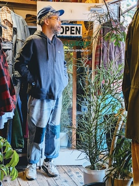 「アイテム（パーカー）」を使った、ataco garageさん（メンズ・173cm）の冬コーディネート