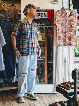 「Levi's（リーバイス）のアイテム（デニムパンツ、ブルー系）」を使った、ataco garageさん（メンズ・173cm）の夏コーディネート