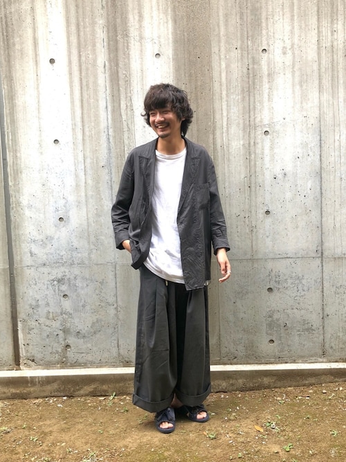 SHINYAKOZUKA（シンヤコヅカ）の「SHINYA KOZUKA/シンヤ コヅカ