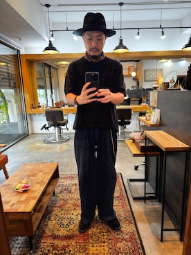 「BEAMS（ビームス）のアイテム（デニムパンツ、ブルー系）」を使った、cverさん（メンズ・175cm）の秋コーディネート