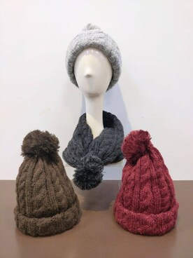 「SHOO・LA・RUE（シューラルー）のマフラーにもなる 2WAYニット帽（ニットキャップ/ビーニー、ブラウン系）」を使った、ゆずやさん（キッズ・150cm）の冬コーディネート