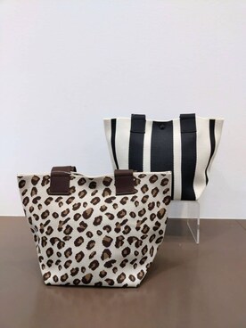 「SHOO・LA・RUE（シューラルー）のニットランチトートバッグ（トートバッグ、ブラック系）」を使った、ゆずやさん（キッズ・150cm）の夏コーディネート