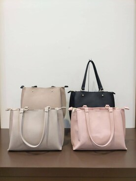 「SHOO・LA・RUE（シューラルー）の【軽量/2WAY】ふわっと軽いミニトートバッグ（トートバッグ、グレー系）」を使った、ゆずやさん（キッズ・150cm）の冬コーディネート