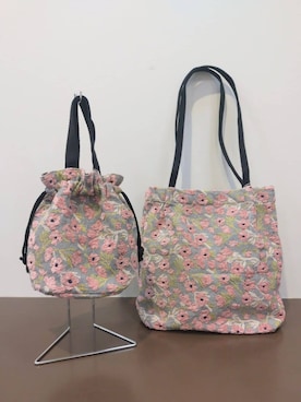 「SHOO・LA・RUE（シューラルー）の【インド製】ジャカード巾着バッグ（トートバッグ、ピンク系）」を使った、ゆずやさん（キッズ・150cm）の冬コーディネート