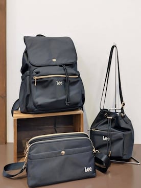 「Lee（リー）の【Lee別注／撥水】巾着ショルダーバッグ（ショルダーバッグ、ブラック系）」を使った、ゆずやさん（キッズ・150cm）の夏コーディネート