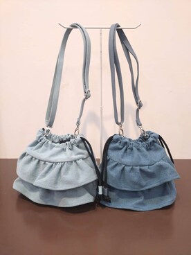 「SHOO・LA・RUE（シューラルー）のデニム巾着ショルダーバッグ（ショルダーバッグ、ブルー系）」を使った、ゆずやさん（キッズ・150cm）の冬コーディネート