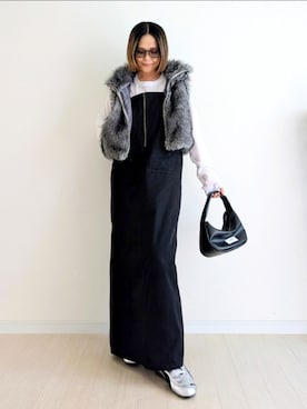 「アイテム（ジャンパースカート）」を使った、𝕪𝕦𝕚さん（レディース・155cm）の秋コーディネート