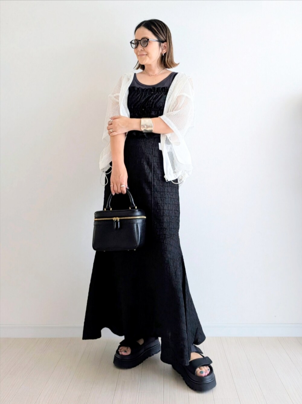 MODE NORM CORE】メッシュルーズパーカーを使った人気ファッション