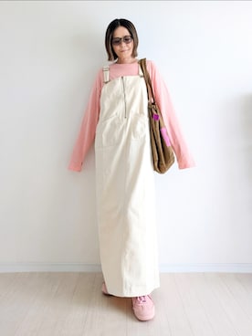 「アイテム（ジャンパースカート）」を使った、𝕪𝕦𝕚さん（レディース・155cm）の秋コーディネート