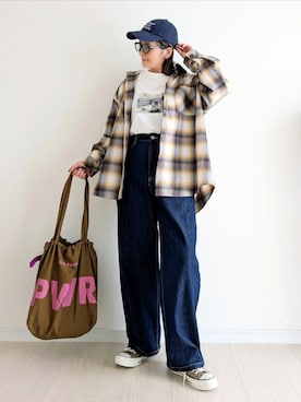 「アイテム（帽子）」を使った、𝕪𝕦𝕚さん（レディース・155cm）の秋コーディネート