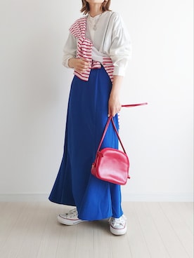 「肩掛け」｜「アイテム（アクセサリー）」を使った、𝕪𝕦𝕚さん（レディース・155cm）の春コーディネート