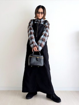 「アイテム（ジャンパースカート）」を使った、𝕪𝕦𝕚さん（レディース・155cm）の秋コーディネート