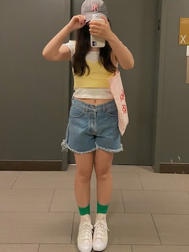 「アイテム（チューブトップ、イエロー系）」を使った、βえれ・べーたβさん（レディース・159cm）の夏コーディネート