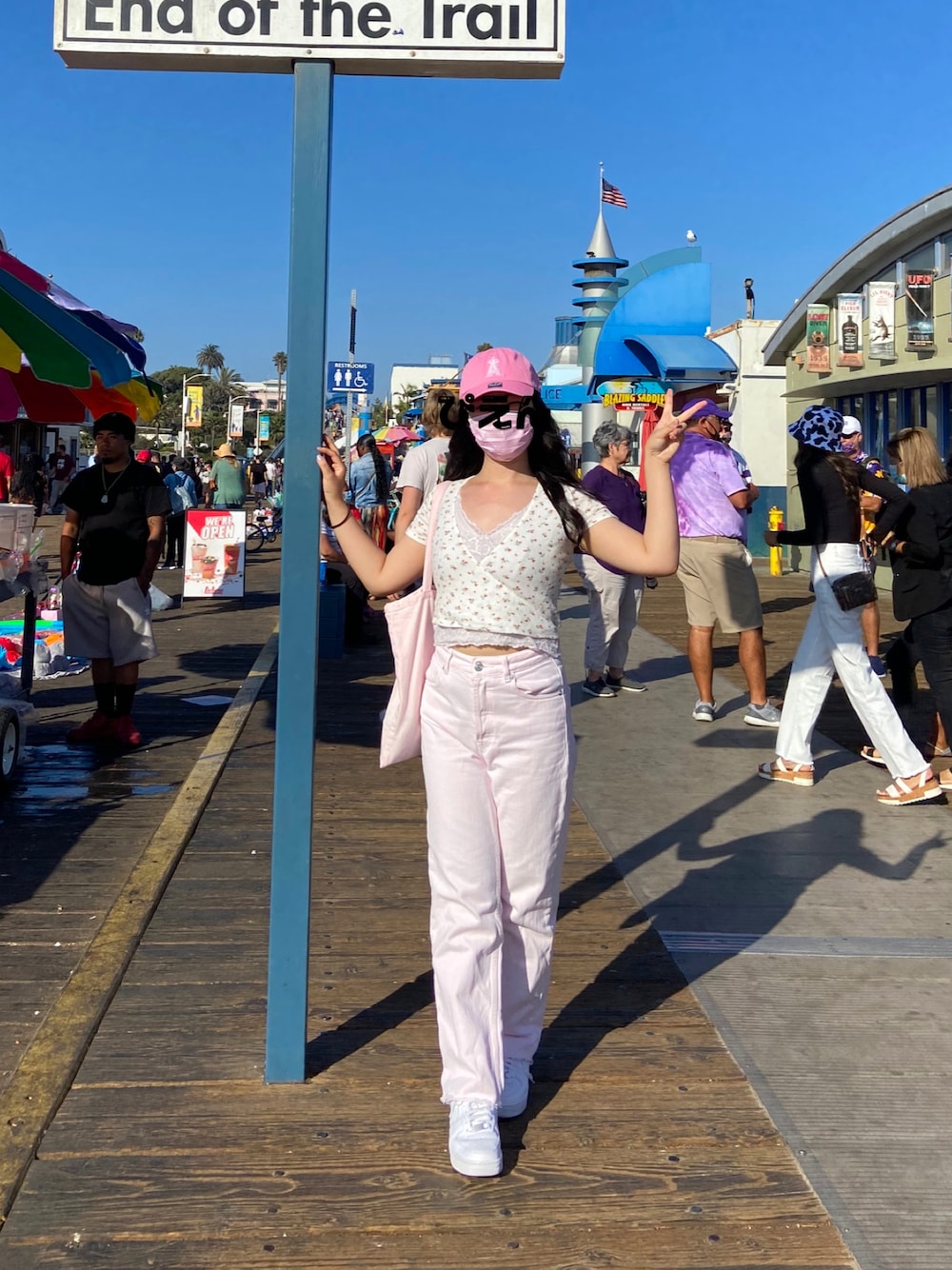 「夏コーデ、ZARA、シンプルコーデ、パンツコーデ、ootd、淡色コーデ、ピンクコーデ、San Francisco」｜「ZARAのアイテム（デニムパンツ、ピンク系）」を使った、βえれ・べーたβさん（レディース・159cm）の秋コーディネートの1枚目の写真