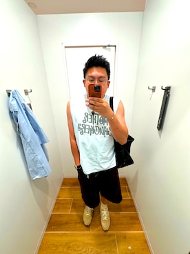 「アイテム（カーゴパンツ）」を使った、Chan CheeHongさん（メンズ・180cm）の夏コーディネート