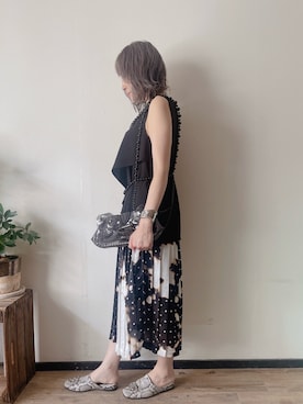 「アイテム（スリッポン）」を使った、saraさん（レディース・156cm）の夏コーディネート