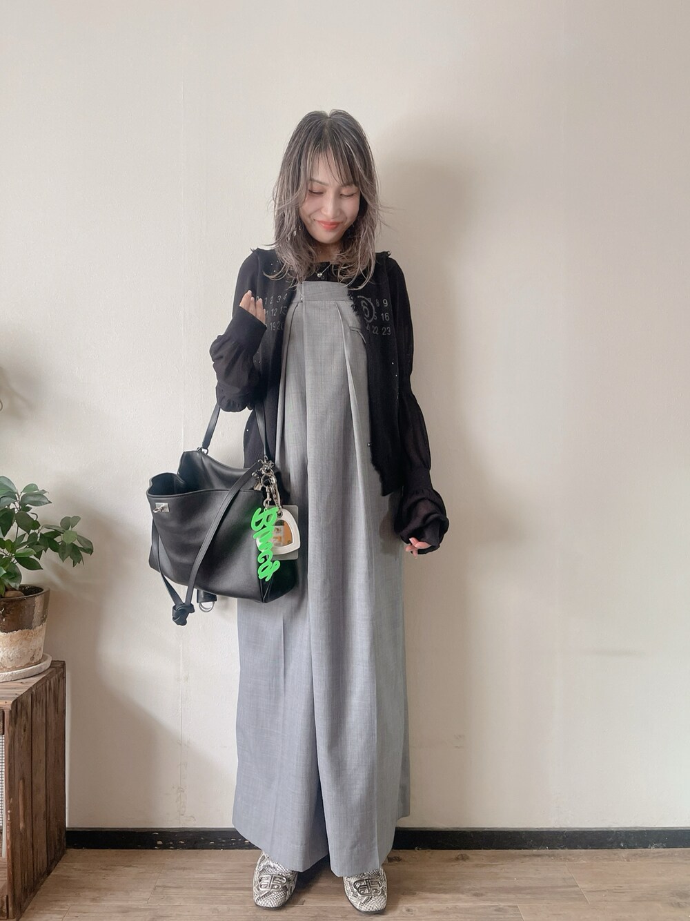 MM6 Maison Margielaのベストを使った人気ファッションコーディネート