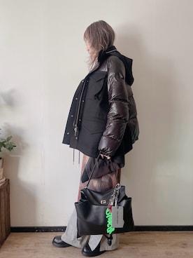 「スラックスパンツ」｜「アイテム（スカート）」を使った、saraさん（レディース・156cm）の冬コーディネート