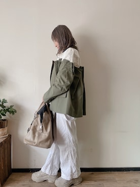 「BALENCIAGA（バレンシアガ）のアイテム」を使った、saraさん（レディース・156cm）の春コーディネート