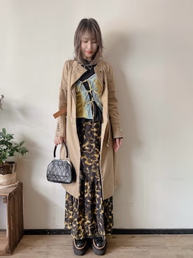 「アイテム（トレンチコート）」を使った、saraさん（レディース・156cm）の秋コーディネート
